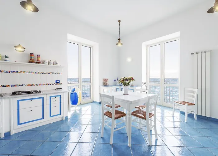 La Luella Sorrente